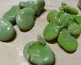 タケノコとソラマメのそぼろ煮作り方1写真