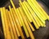初夏の味覚☆フキと豚肉のうま煮作り方1写真
