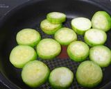 ナーベラー（ヘチマ）の味噌煮込み作り方3写真