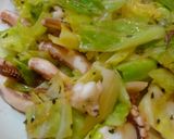 イカ下足&キャベツの炒め物☆バジル風味作り方5写真