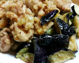 ＊揚げ茄子と揚げ鶏のカレー塩かけ＊作り方4写真