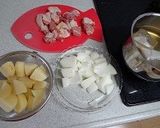 じゃがいもと玉葱と鶏肉のミルク煮作り方1写真