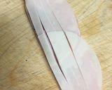 餃子の皮とハムでお花＊お弁当に＊作り方4写真
