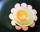 お花の目玉焼き♪作り方2写真