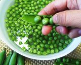 ほんのり塩味で艷やかなグリンピース茹で方作り方3写真