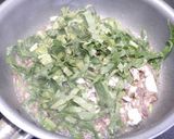 簡単！バーグ風味そぼろ☆舞茸ほうれん草作り方3写真