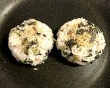 簡単 ごま油香る大根葉の焼きおにぎり作り方11写真