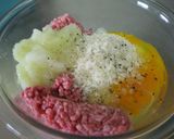 簡単ふわふわジューシーなピーマン肉詰め作り方2写真