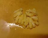 昼食スナップえんどうと新玉ねぎの卵とじ丼作り方1写真
