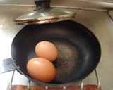 最隣の潰れた目玉焼き作り方1写真
