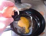 最隣の潰れた目玉焼き作り方5写真