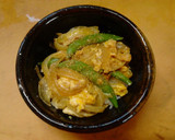 昼食スナップえんどうと新玉ねぎの卵とじ丼作り方10写真