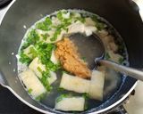 豆富と油揚げ・ニラの味噌汁作り方4写真