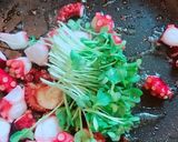 タコと貝割れ大根のにんにく炒め作り方4写真