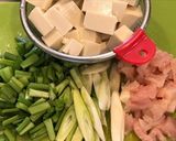 鶏と豆腐のニラとじ作り方1写真