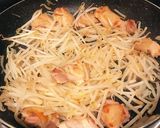 超簡単！鶏肉ともやしのウェイパー炒め作り方5写真