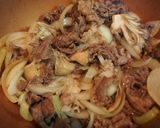 牛肉まいたけと新じゃがの煮物。作り方2写真