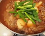 牛肉まいたけと新じゃがの煮物。作り方4写真