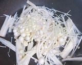 醤油だけで！もやしとエノキの油炒め作り方2写真