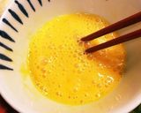 【5分で絶品】豆苗とトマトの彩りオムレツ作り方3写真