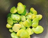 海老とそら豆、えんどう豆の塩味炒め作り方2写真