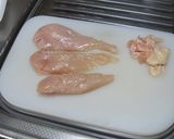 超簡単！レモンで爽快☆和風サラダチキン！作り方1写真