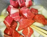 暑い時期にピッタリ❗ピリ辛牛肉スープ作り方2写真