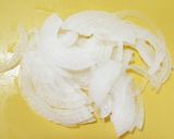 胡瓜･新玉ねぎ･カニカマの胡麻マヨサラダ作り方5写真