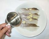 魚たらのムニエル♪簡単ナンプラー味作り方2写真