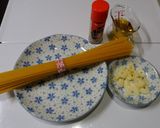 フライパンひとつ簡単パスタペペロンチーノ作り方1写真