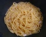 フライパンひとつ簡単パスタペペロンチーノ作り方4写真