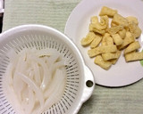 セロリと油揚げとこんにゃくの炒め煮作り方2写真