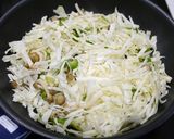 簡単！ピーマンキャベツの味噌炒め作り方2写真