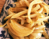 ピリっとうまい☆玉ねぎのカレー炒め作り方8写真