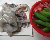 イカ❤スナップえんどうのニンニクマヨポン作り方1写真