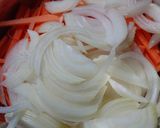 豚肉バラと野菜の塩ダレ炒め！サンチュ巻♡作り方1写真