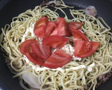 簡単早い沖縄そばマヨネーズ焼きそばトマト作り方4写真