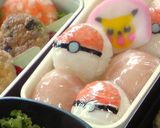 カニかまで簡単ポケモンのモンスターボール作り方4写真