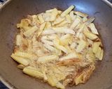 フライドポテト　塩でゆでて揚げる。粉不要作り方3写真