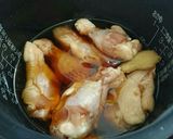 簡単☆炊飯器で甘辛手羽元煮☆作り方2写真