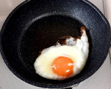 簡単時短！目玉焼きのっけ牛角風ごはん作り方4写真