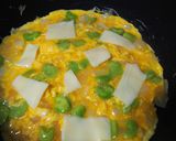 そら豆と玉ねぎのチーズオムレツ♪作り方6写真