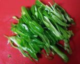 パンプキンシード入ピーマンのにんにく炒め作り方1写真