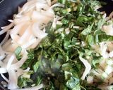 ふっくら鶏むね肉と青梗菜の胡麻生姜炒め作り方7写真