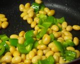 大豆とピーマンのバター醤油炒め♪作り方4写真
