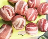 簡単すぎる☆肉巻きトマト♡作り方1写真