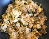 簡単！ピリ辛ザーサイ炒飯作り方5写真