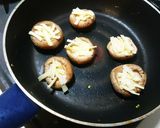 フライパンで！焦がし醤油のしいたけチーズ作り方1写真