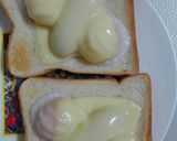 エビ餃子とウインナーをのせチーズトースト作り方1写真