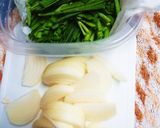 甘くて美味しい♪新玉ねぎとニラのかき揚げ作り方1写真